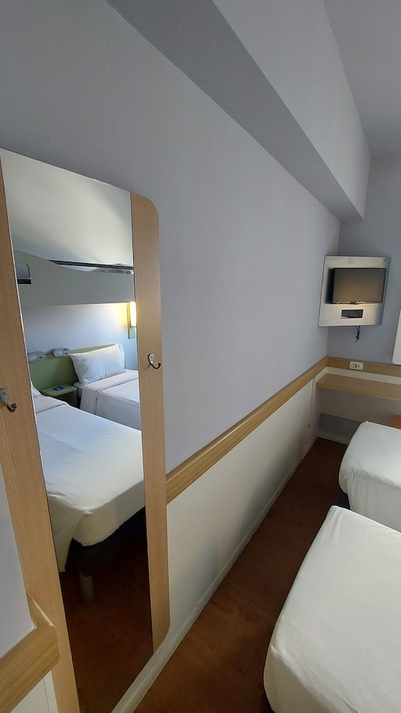 Ibis Budget Rio De Janeiro Nova America 24/74