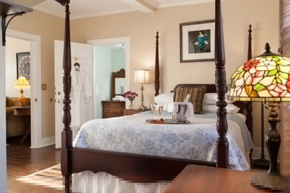 St Francis Inn 24/78