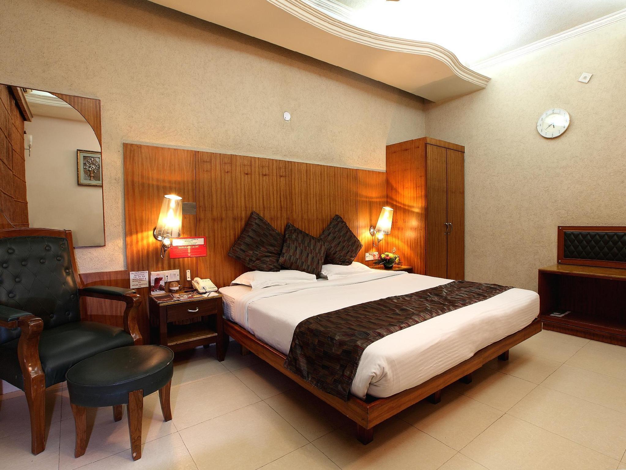 Super, Deluxe, Double Bed، ROYAL CASTLE GRAND 3/3