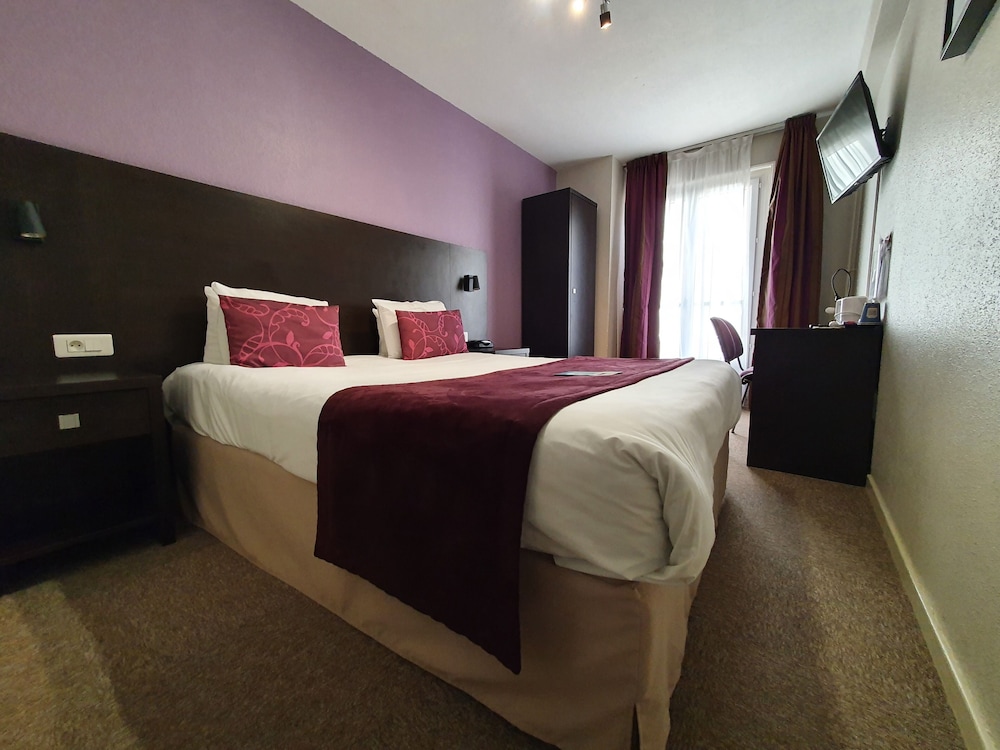 KYRIAD CHALON SUR SAONE CENTRE 22/63