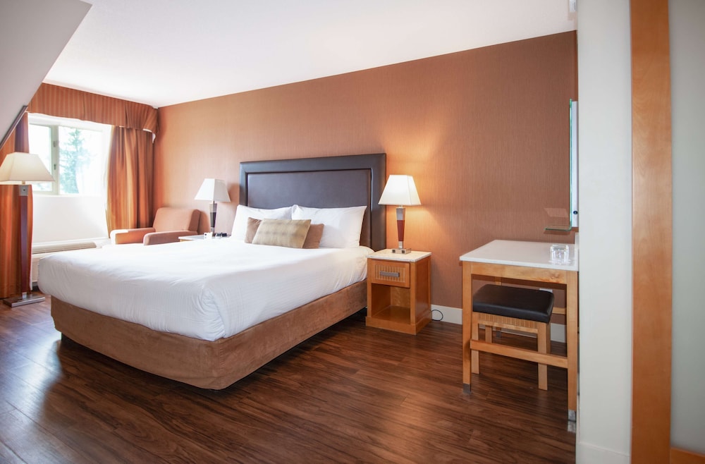 Coast Hillcrest Hotel 17/49
