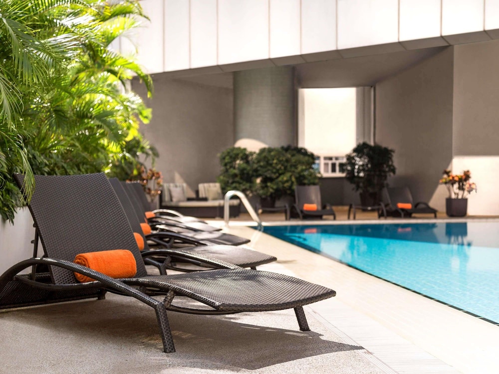 Novotel Century Hong Kong 42/48