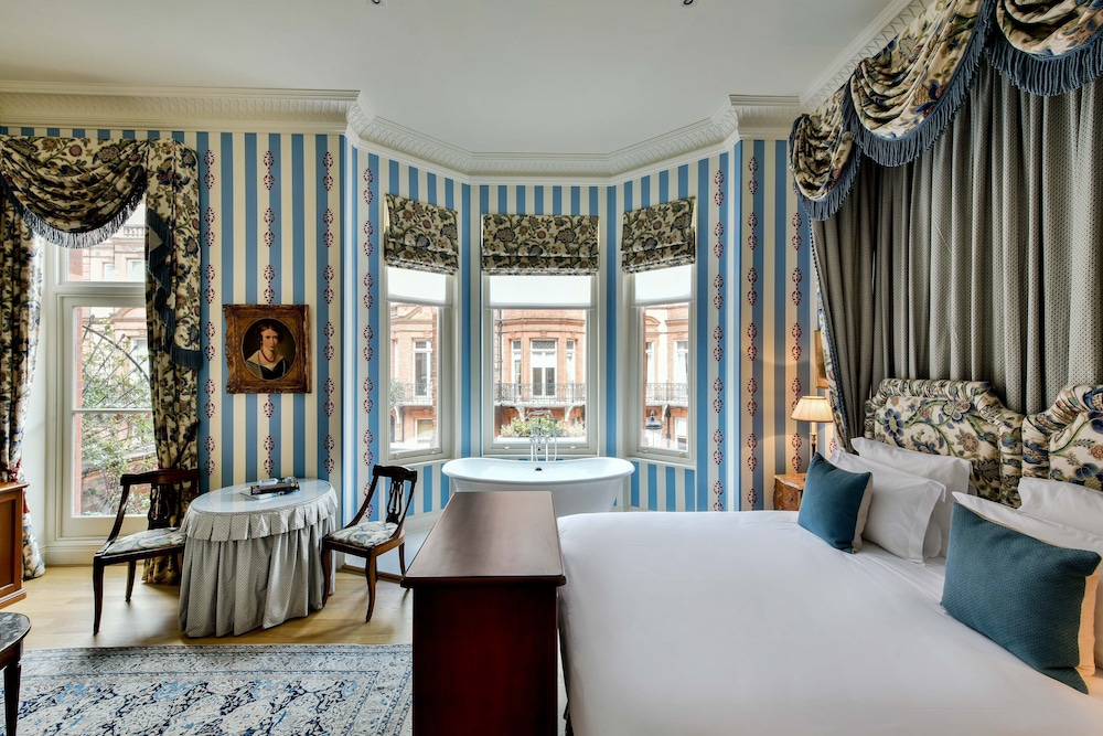 San Domenico House Hotel 48/56