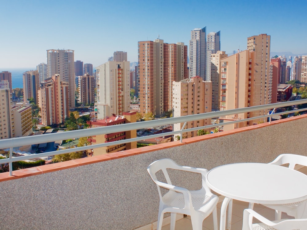 Primavera Loix Apartments 18/24