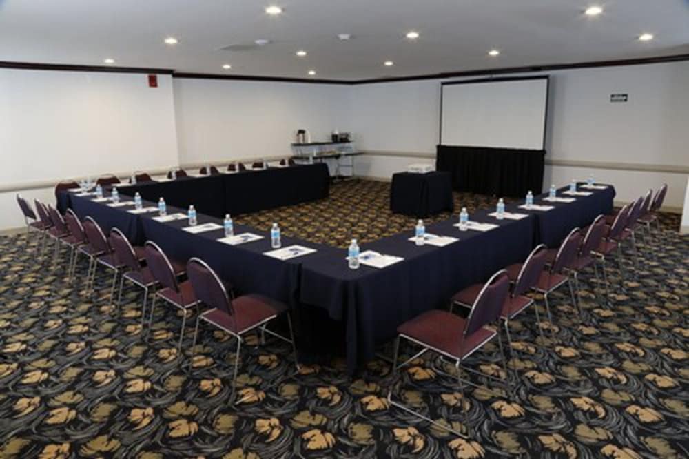 Hotel Monterrey Macroplaza 54/60