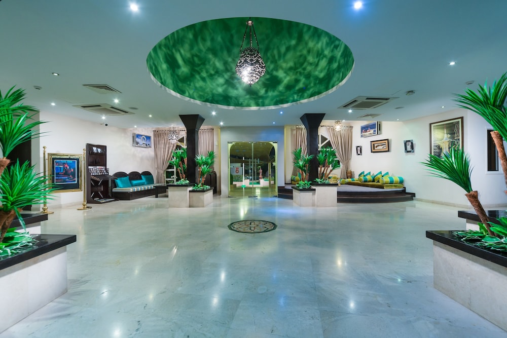 Al Wadi Hotel 5/33