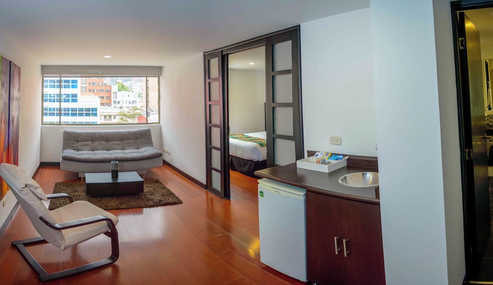 Confort 80 Zona Rosa Hotel 52/70