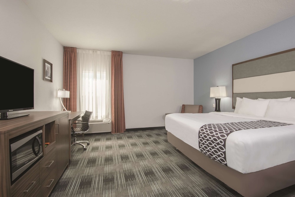 La Quinta Inn & Suites by Wyndham Guthrie 10/47