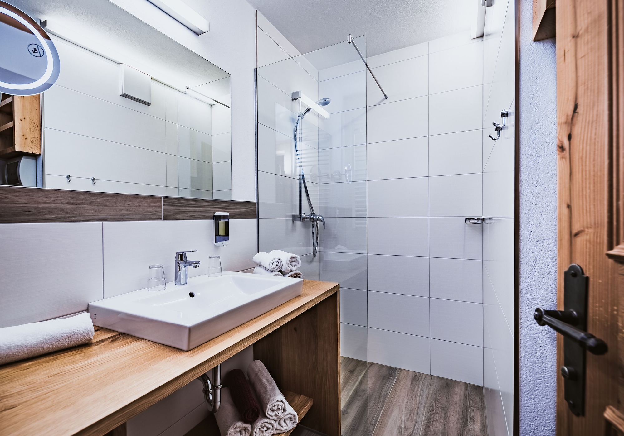 Type C, Comfort, Apartment, 3 Queen Beds, Sauna