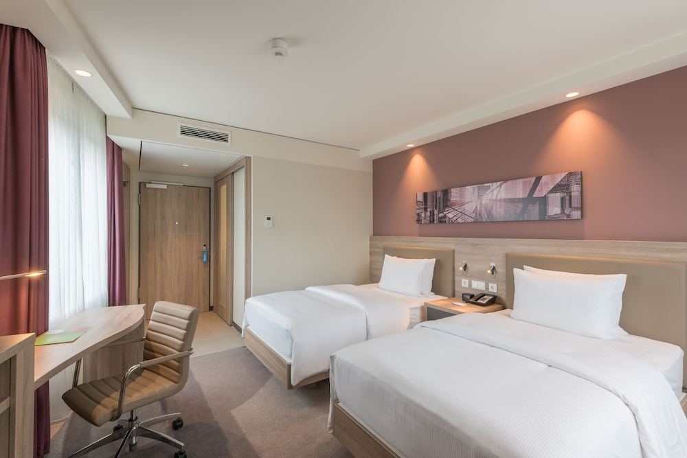 Hampton By Hilton Frankfurt Airport 11/38
