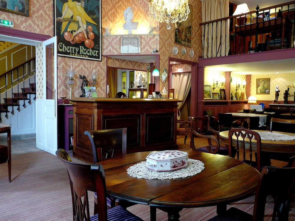 Hotel De Labeille 64/78