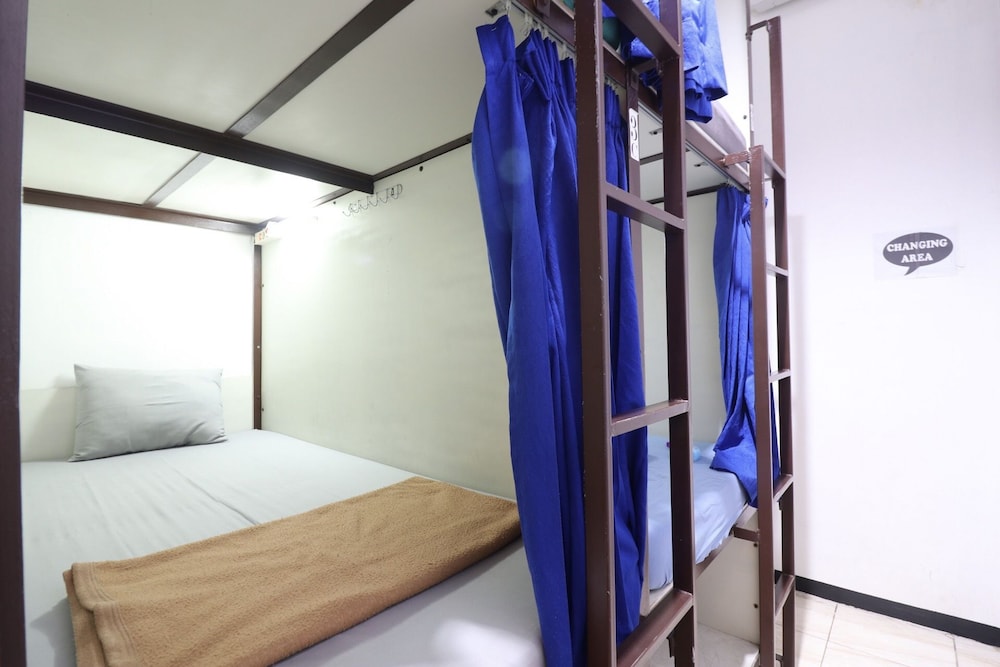 Mador Malang Dorm Hostel 9/32