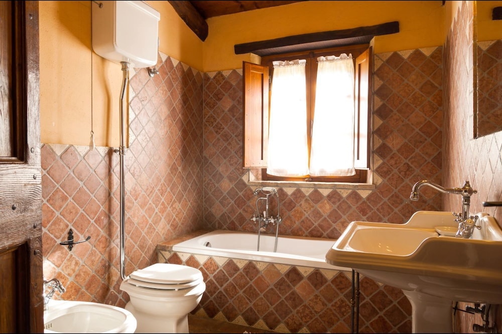 Casa La Primula 23/25