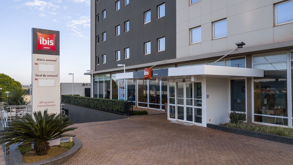 Ibis Ourinhos 60/62