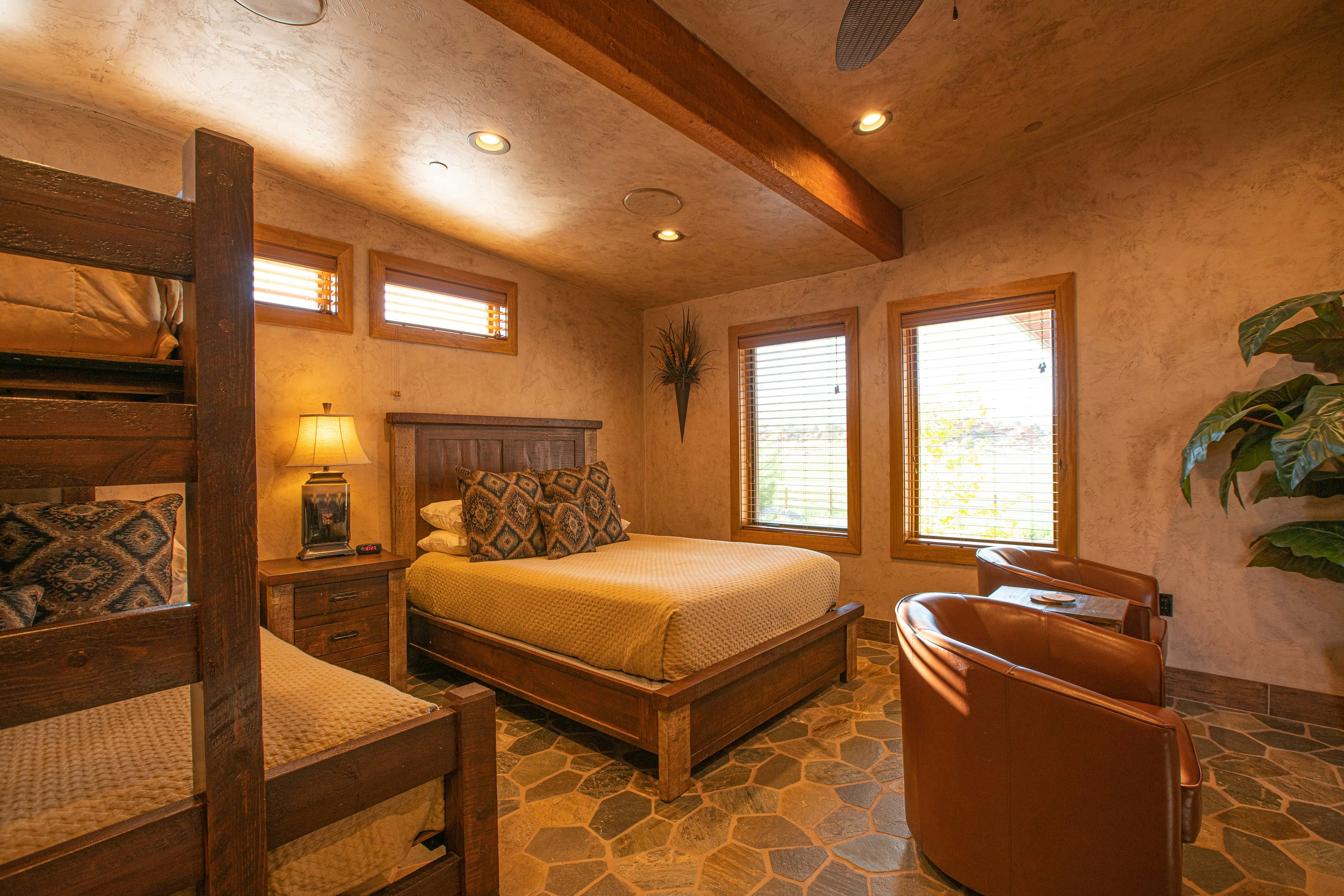 Cougar Ridge Lodge 54/79