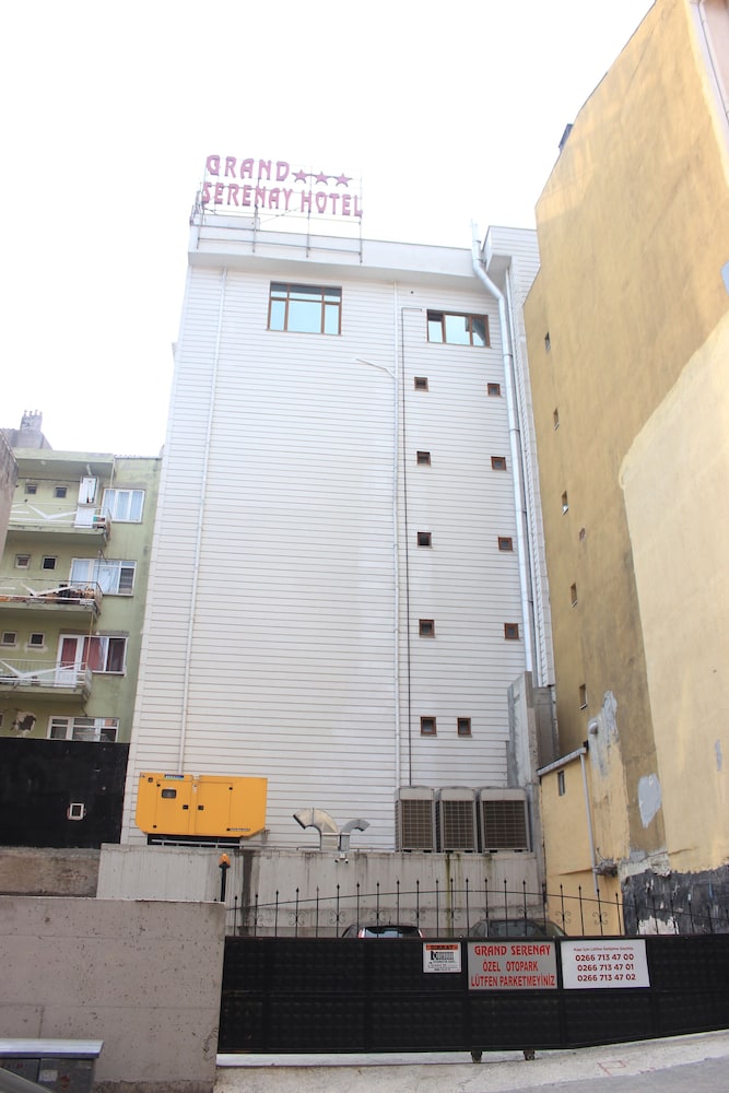 Grand Serenay Hotel 2/28