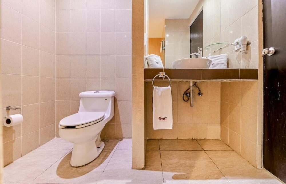 First Inn Hotel and Business 43/46