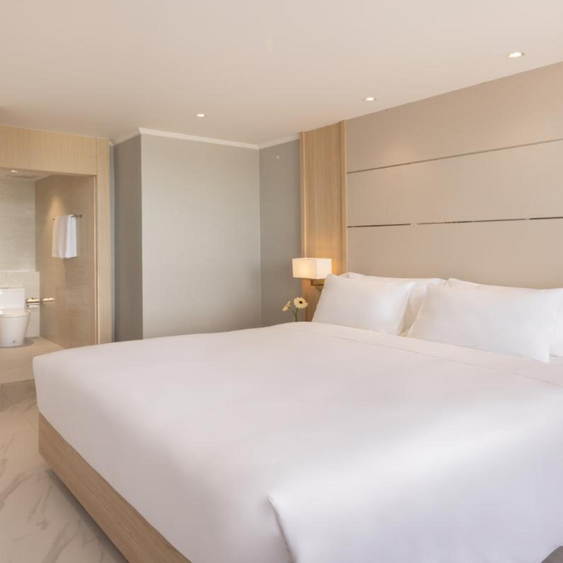 Ocean, King Bed, with Extra Bed