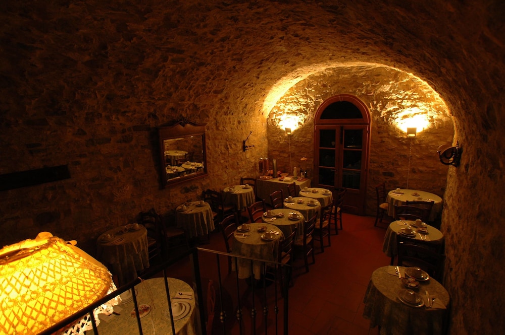 Albergo Il Colombaio 16/24