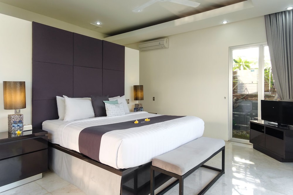 Suluban Cliff Bali Villa 15/50
