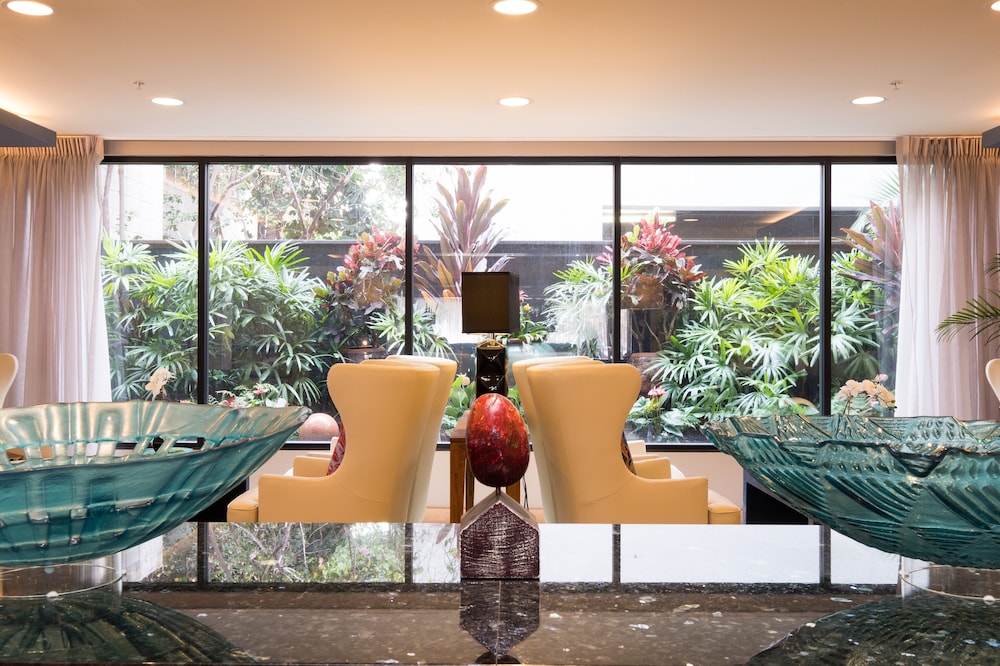 Vive Hotel Waikiki 45/77