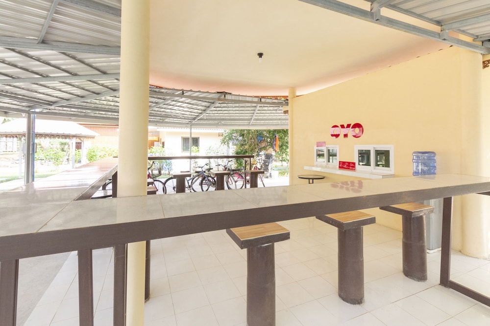 OYO 75359 Thaiburi Thara Resort 28/43