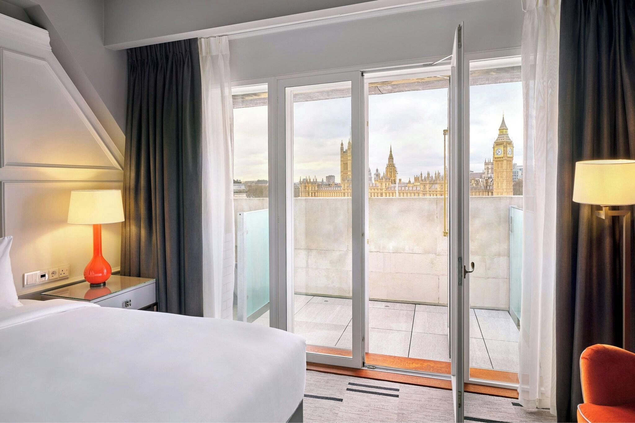 غرفة بسرير كينج، London Marriott County Hall 2/3
