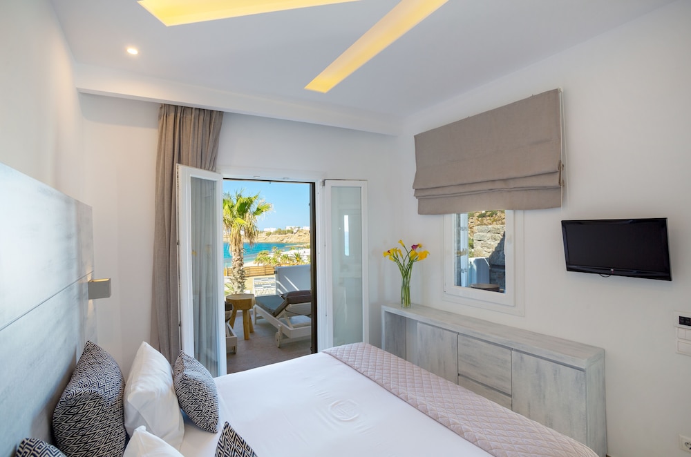 Tropicana Hotel 17/50