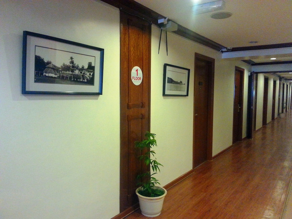 Sanbay Hotel 26/46