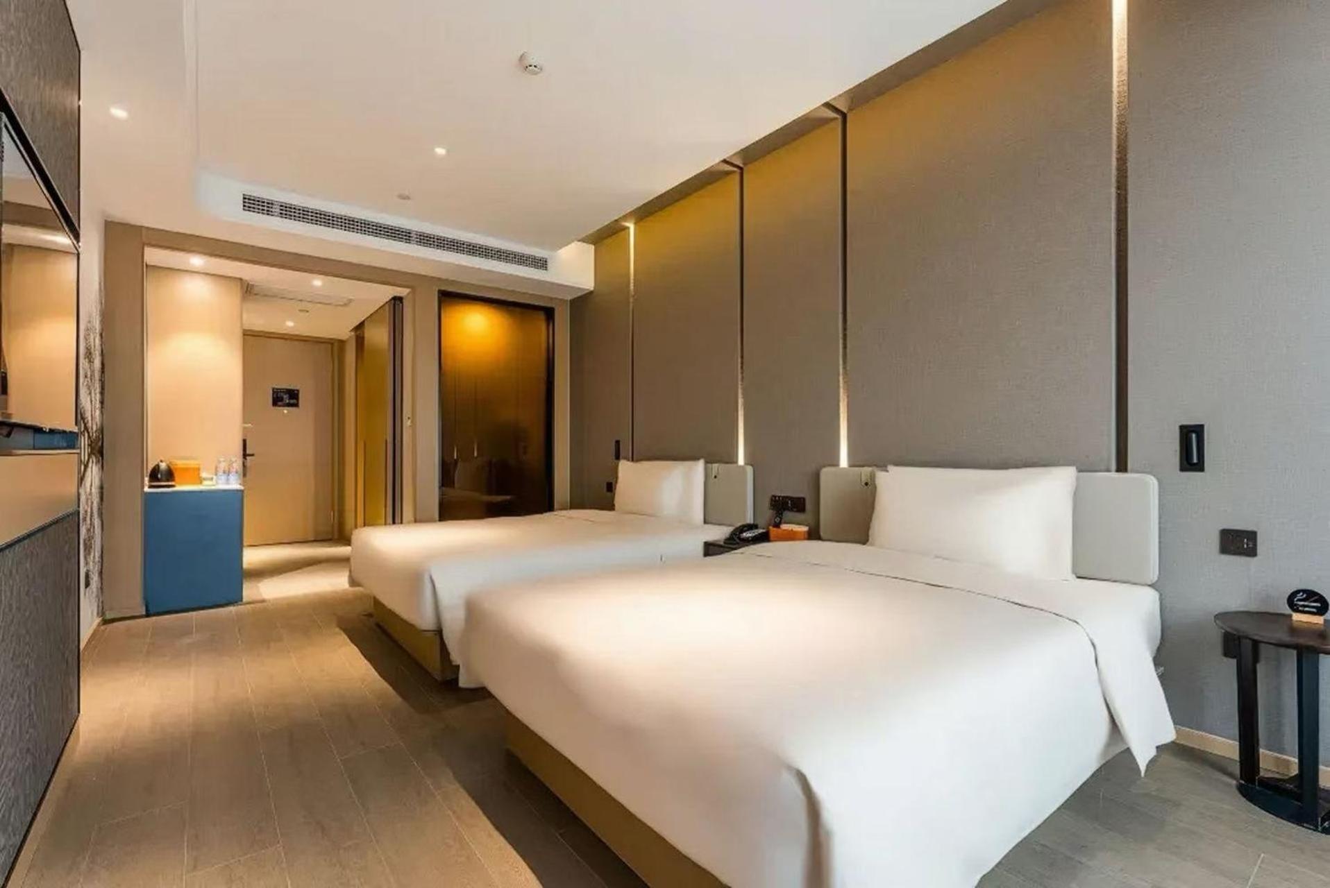 Hangzhou West Lake Science and Technology Park Atour Hotel 17/56
