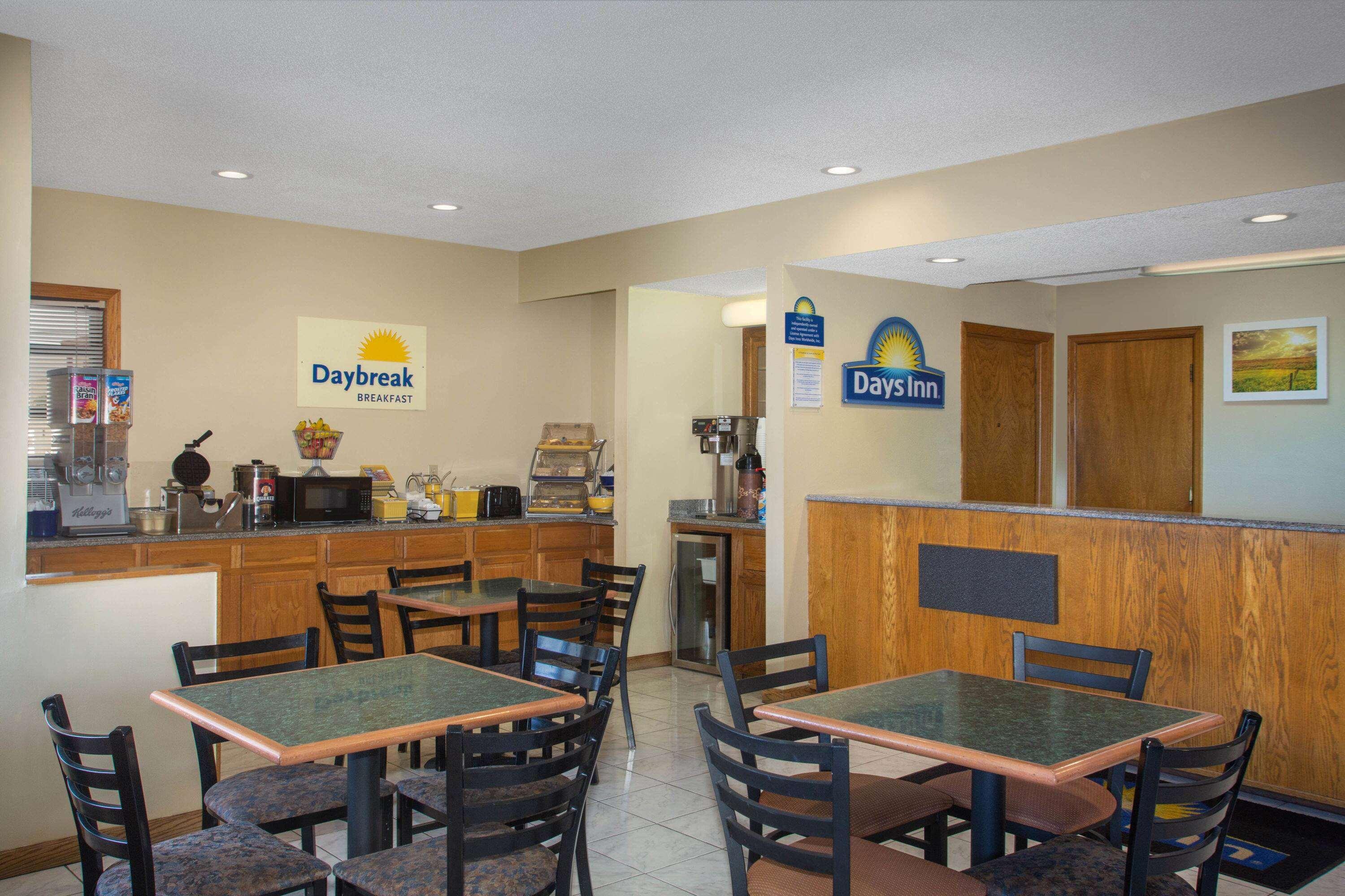 Economy Hotel Wichita- Florence St 33/48