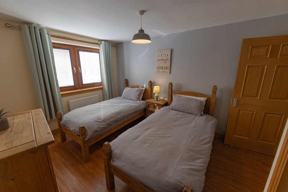 2 Bedrooms, Superior, Apartment, 4 Beds, Private Bathroom