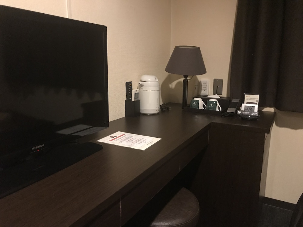 Osaka Corona Hotel 40/48