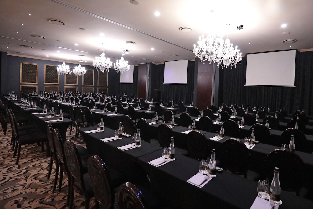 Fusion Boutique Hotel 59/68