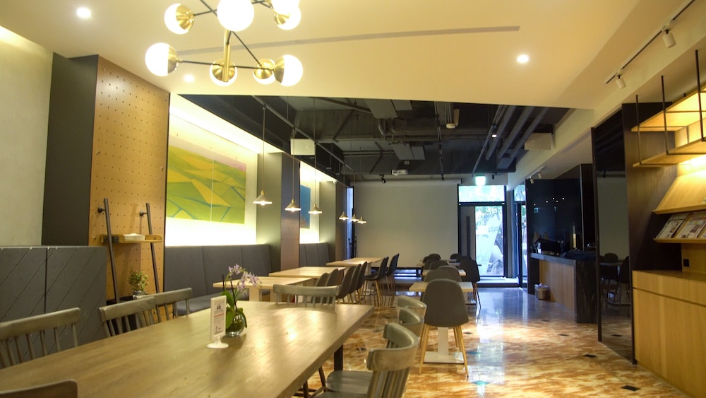 Hub Hotel 44/57