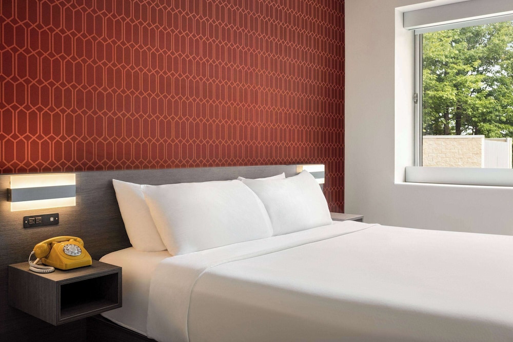 The Orbit Hotel, Trademark Collection by Wyndham 11/42