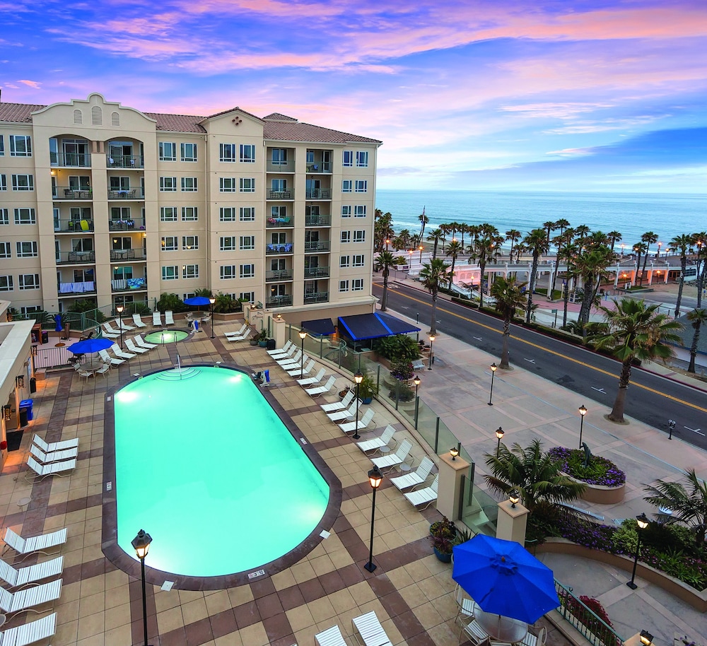 Club Wyndham Oceanside Pier Resort 6/39