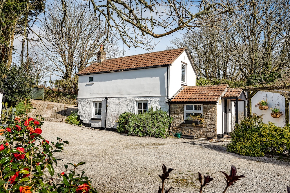Tresowes Green Cottage 41/50