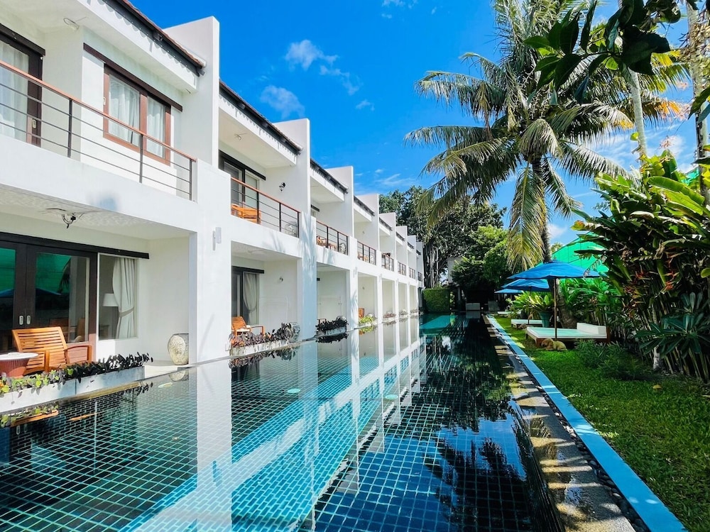 Tea Tree Spa Resort 71/82