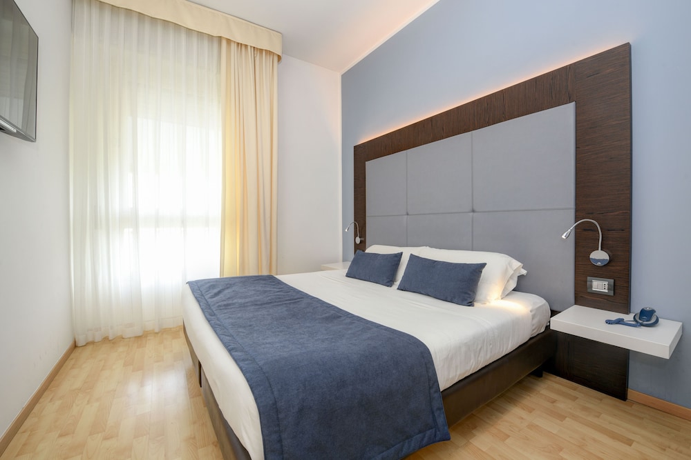 Hotel City 24/61