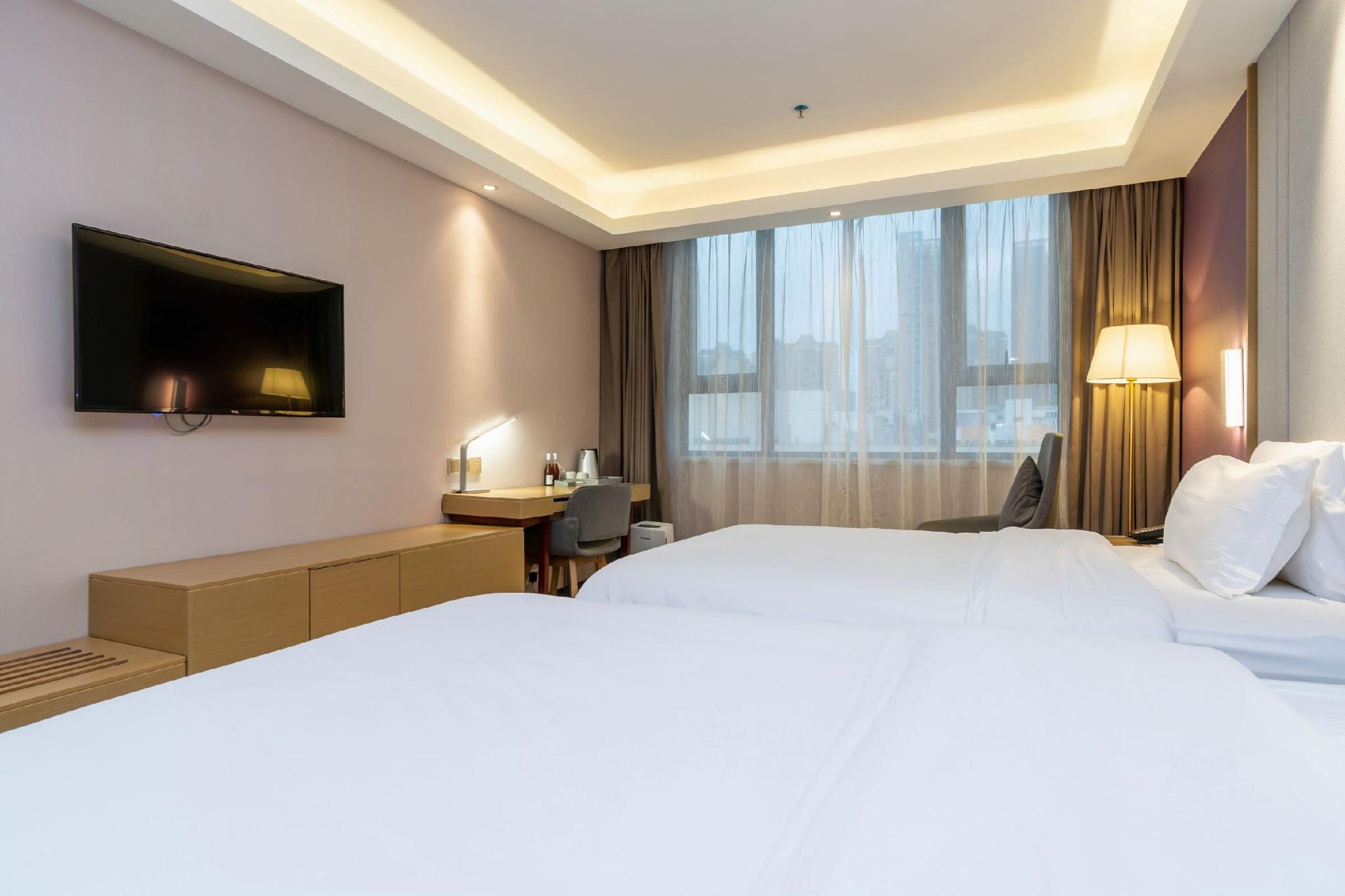 Lavande Hotels 11/30