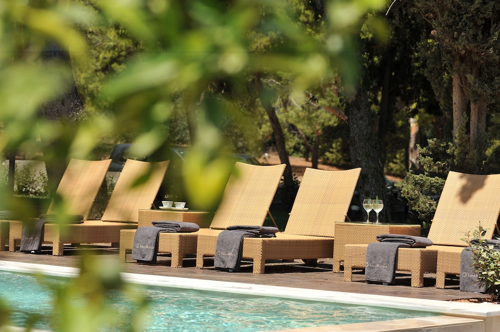 Athenian Riviera Hotel & Suites 2/72
