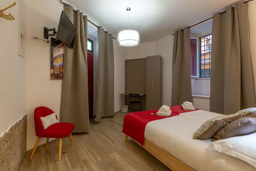 Flatinrome Deluxe Rooms 16/50