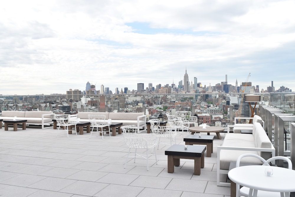 50 Bowery Hotel 48/60