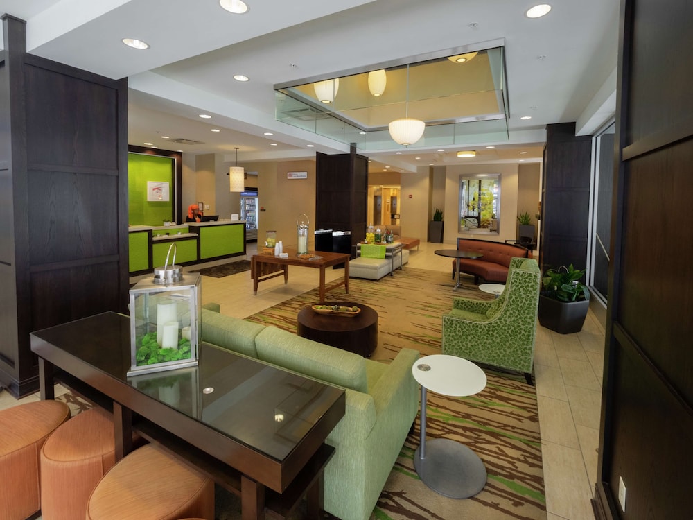 HILTON GARDEN INN BUFFALO DOWNTOWN 51/60