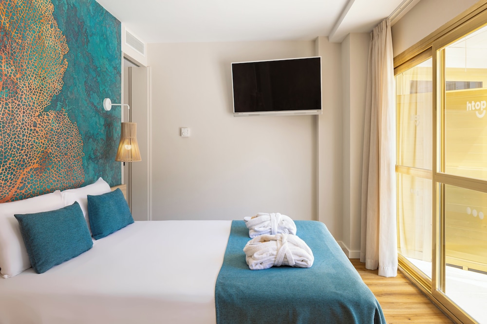 Deluxe, Suite, Double Bed