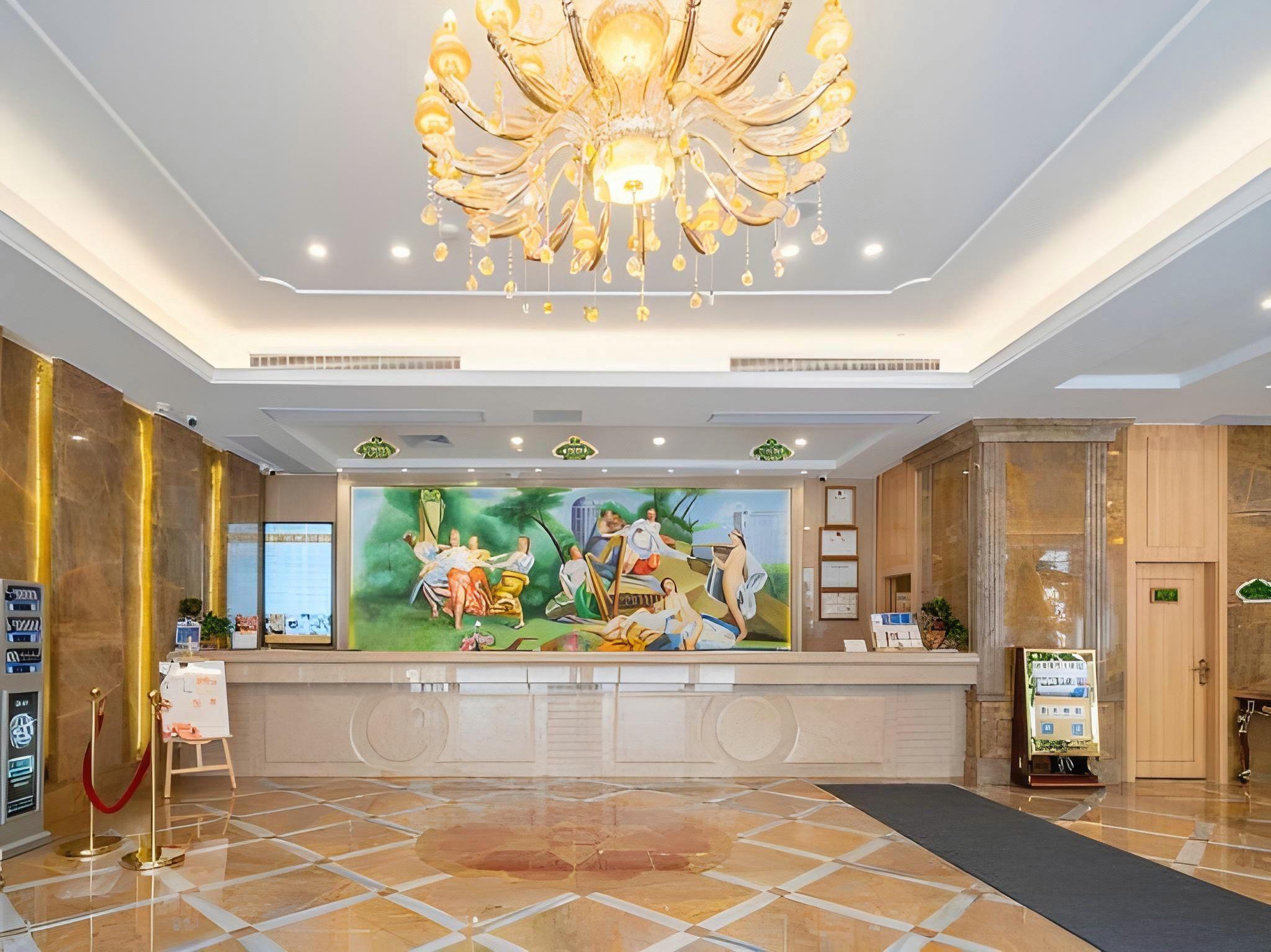 Vienna International Hotel (Jinjiang Airport) 6/34