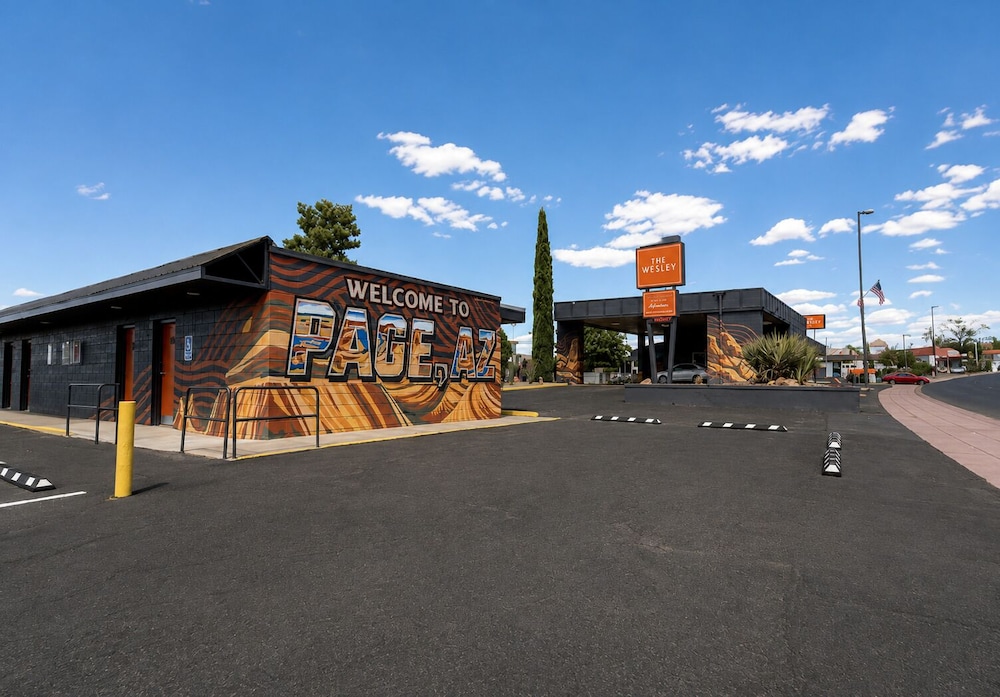 Lake Powell Canyon Inn 50/58