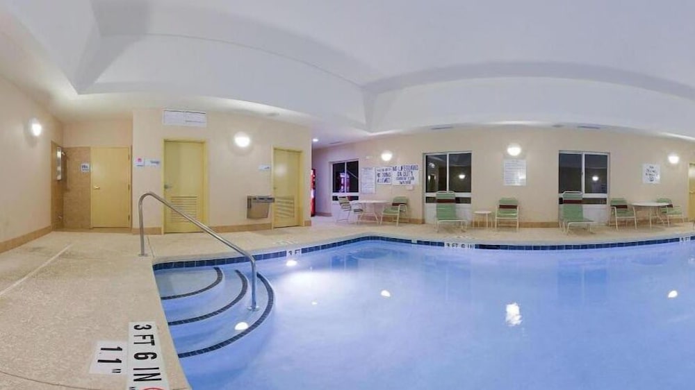 Holiday Inn Express Hotel And Suites Spartanburg North 9/48