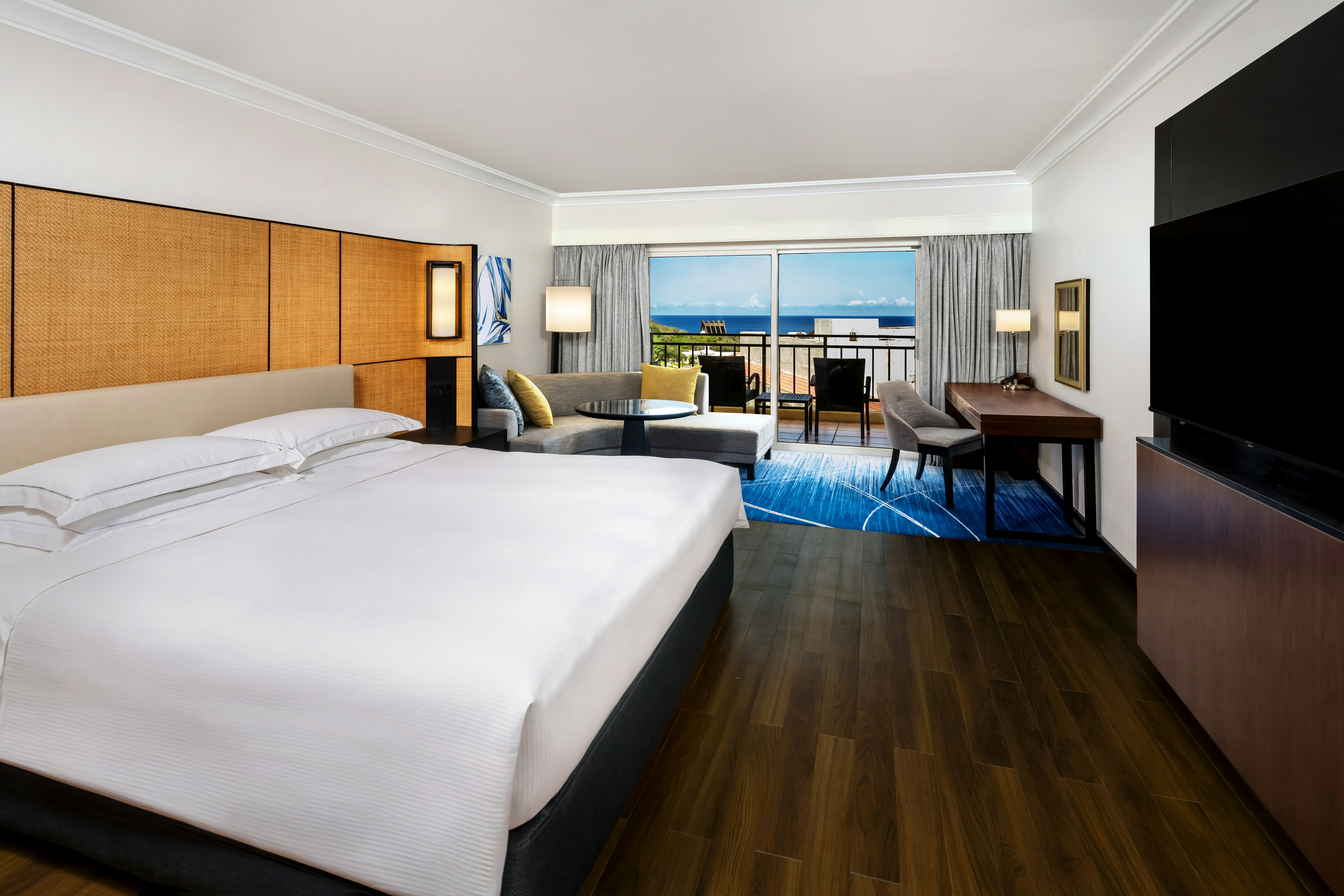 GARDEN, PREMIER, KING BED